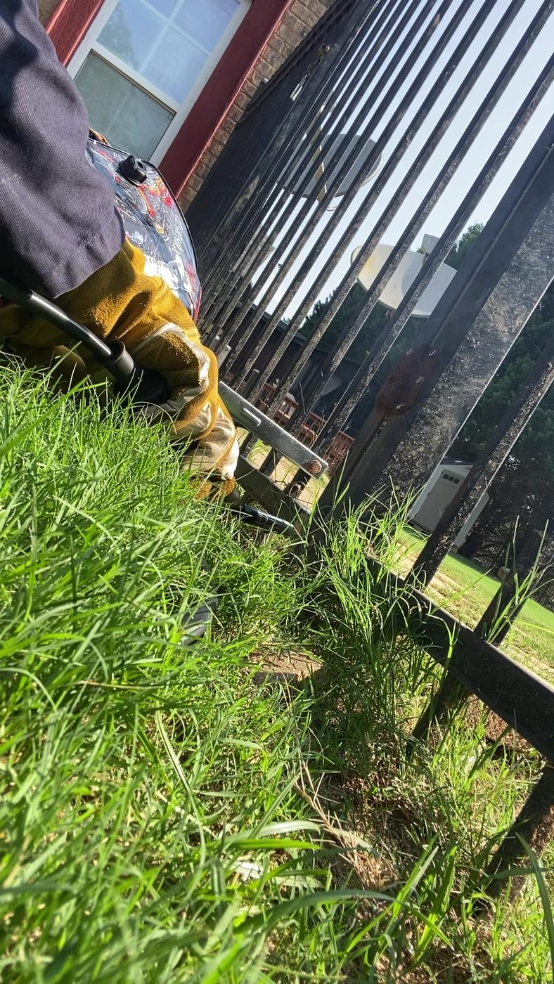 Gate Welding — On-Site